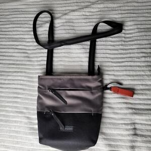Sherpani Crossbody Bag Gray Black Adjustable Strap Travel Purse Tote Shoulder